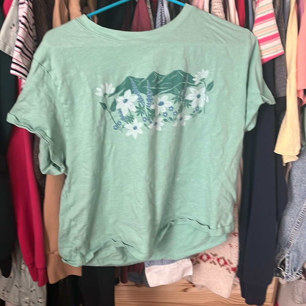 American Eagle Women’s Classic Tee